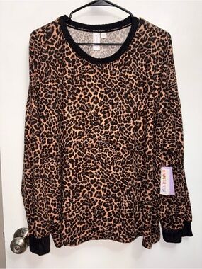 Joyspun Leopard Print Long Sleeve Sweater